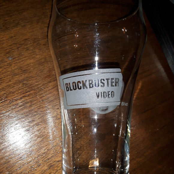 Vintage Frosted Blockbuster Video Glass Coca-Cola - Picture 1 of 7